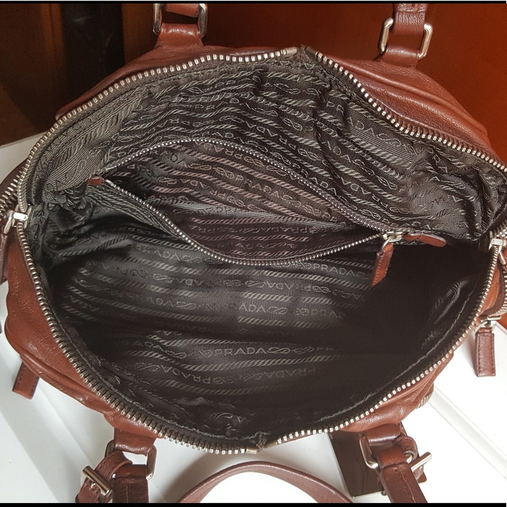 Ultra Rare!!! LIMITED EDITION PRADA Shoulder Purse - Picture 6 of 8